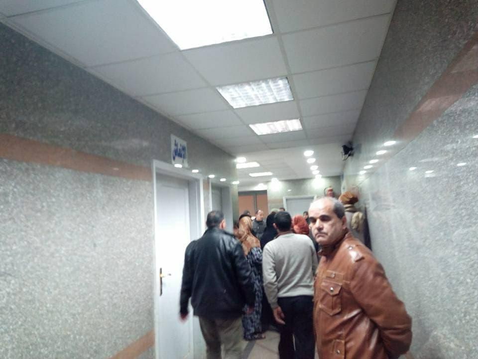 بالصور.. مصرع 5 أشخاص في سقوط مصعد بمستشفى حكومي في مصر