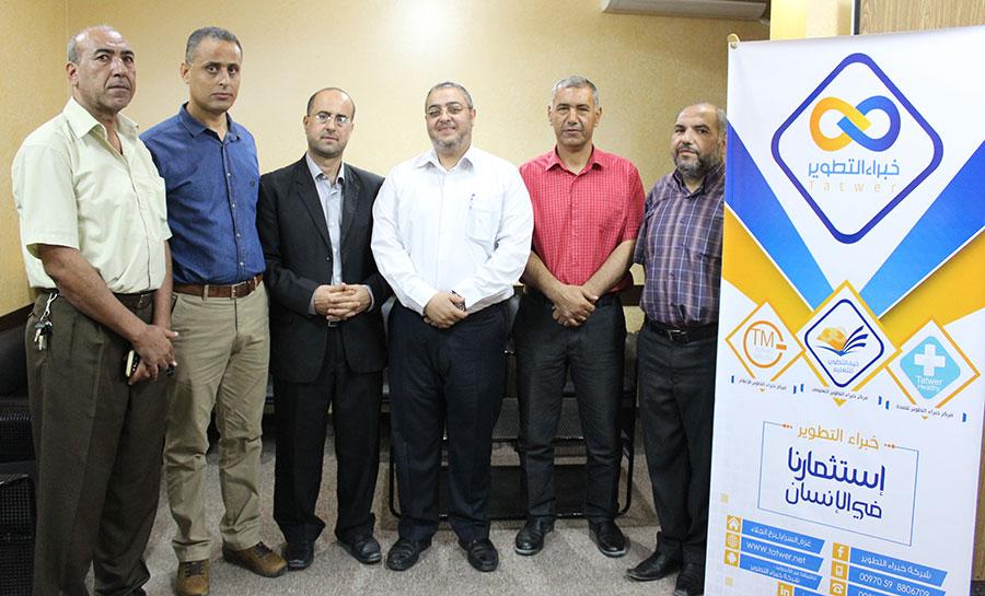 لقاء تعاونى بين هيئة شئون الأسرى وخبراء التطوير