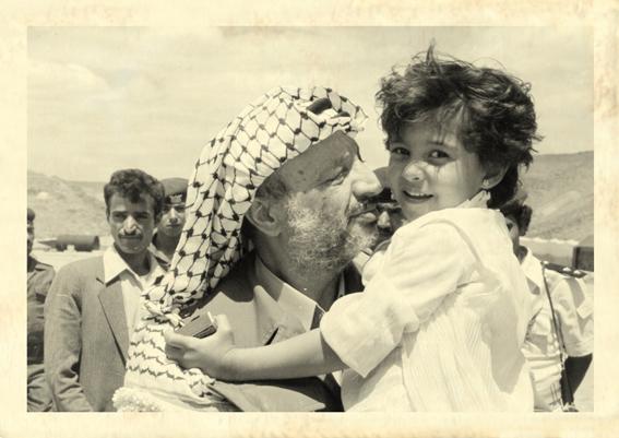 ياسر عرفات الطيف الصاخب( بكر ابو بكر)