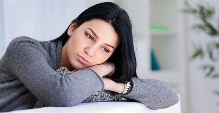 أعراض المراهقة المتأخرة للرجال والنساء