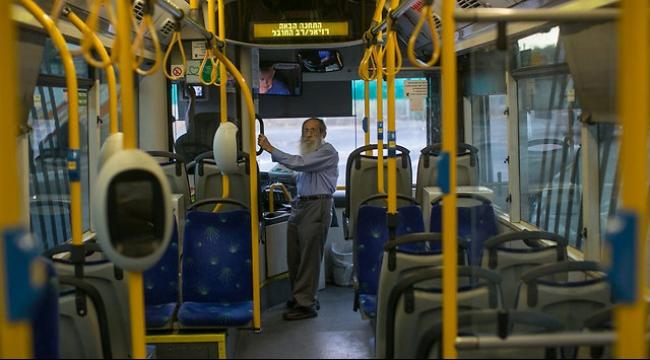 القدس: اصابة 5 مستوطنين بعد تعرض حافلتهم للرشق بالحجارة