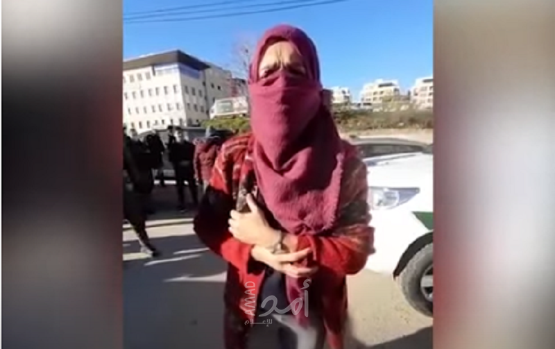شرطة الاحتلال تعتدي على "امرأة" وتصيبها بكسور في حي الشيخ جراح بالقدس