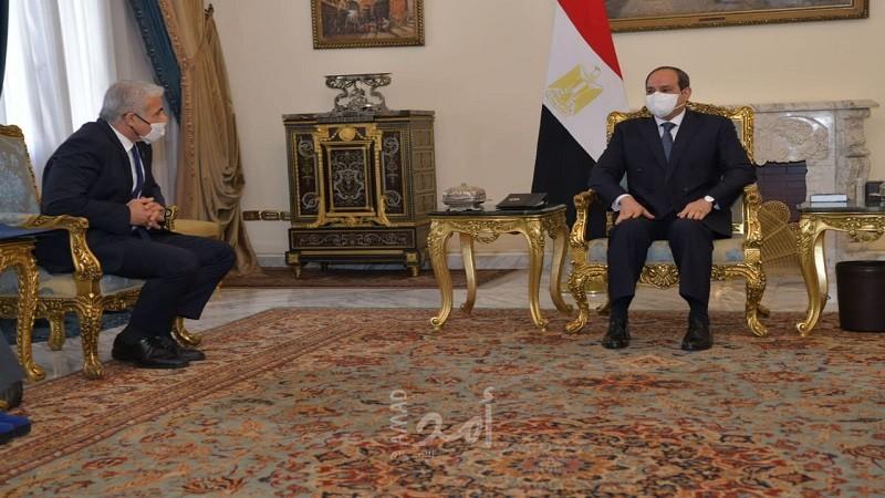 غياب علم إسرائيل عن لقاء السيسي مع لابيد..وصحيفة عبرية توضح!