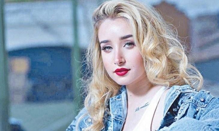 "هنا الزاهد" تحسم حقيقة حملها بعد ظهورها بوزن زائد.. فيديو