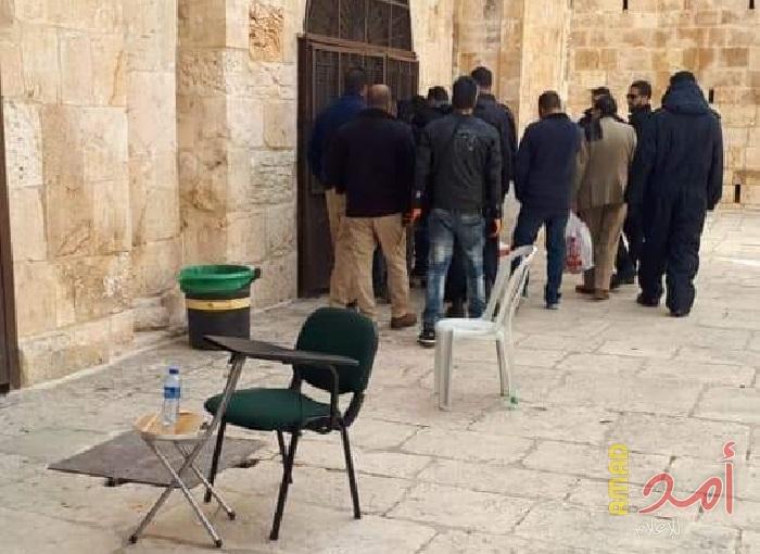 قوت الاحتلال تعتقل أحد حراس المسجد الأقصى بسبب فتحه مصلى "باب الرحمة"