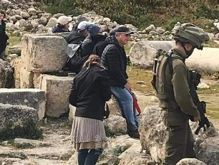 مستوطنون يقتحمون المنطقة الأثرية في سبسطية