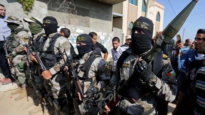 خانيونس: أمن "سرايا القدس" يهاجم مسجد ويعتقل (3) أشخاص وسط إطلاق نار - فيديو