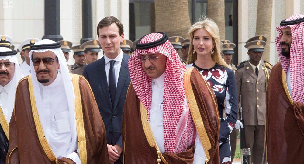 " وول ستريت جورنال":  ولي العهد السعودي يشن حملة ضد المعارضة ومحمد بن نايف