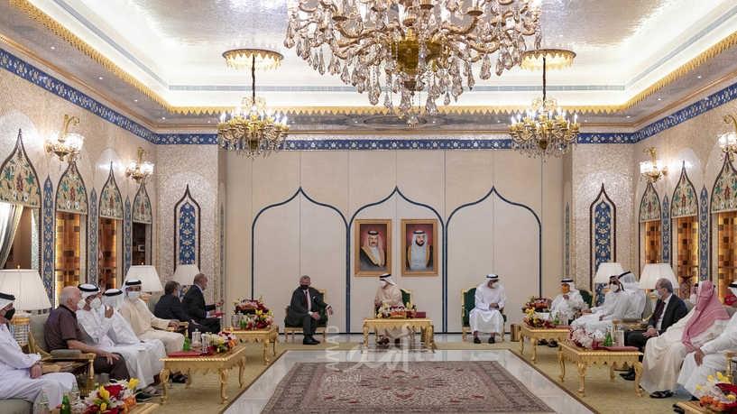 القمة الأردنية الإماراتية البحرينية: تحقيق السلام العادل والشامل بما يضمن دولة فلسطينية قابلة للحياة