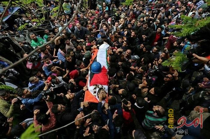 جماهير شمال قطاع غزة تشيع الشهيد الصحفي أحمد أبو حسين (صور)