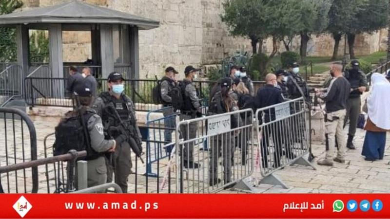 جيش الاحتلال يعرقل وصول المصلين إلى "المسجد الأقصى"