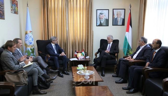 وزير التربية يبحث مع القنصل الفرنسي العديد من القضايا التعليمية