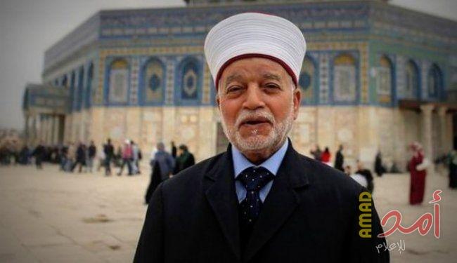 مفتى القدس "محمد حسين" يدعو لتفعيل التضامن مع الأسرى