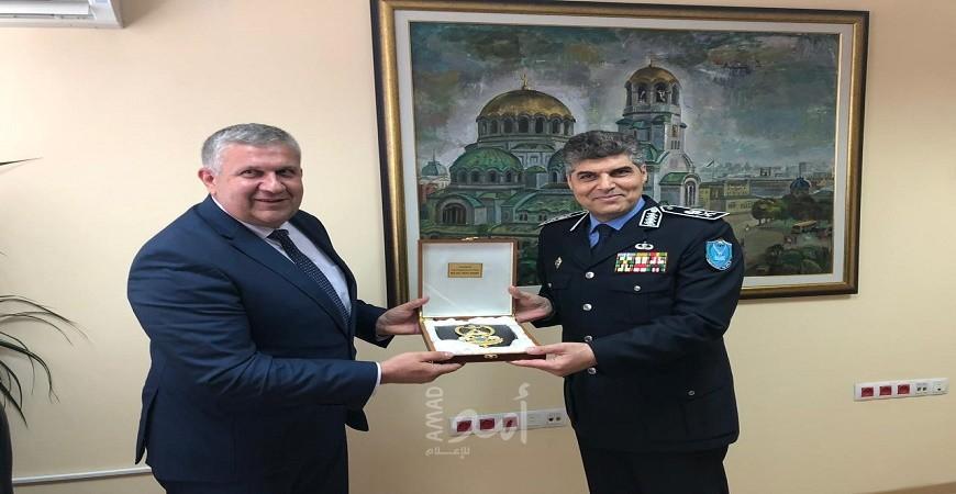 اللواء عطا الله يختتم زيارة عمل لقيادة الشرطة في بلغاريا ويبحث سبل التعاون المشترك