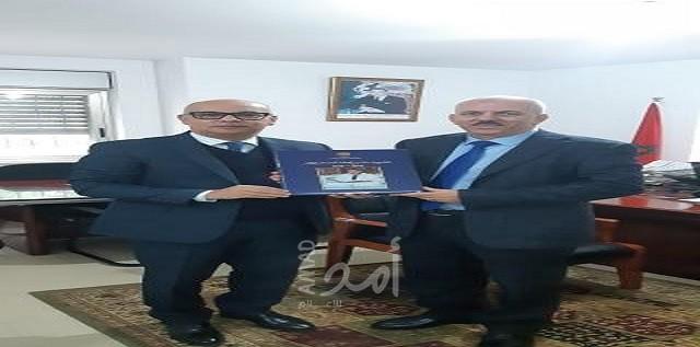 عيسى يلتقي السفير المغربي ويشرح له خطر الاستيطان