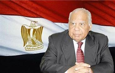 الببلاوي : انتظر استقالة السيسي من الحكومة