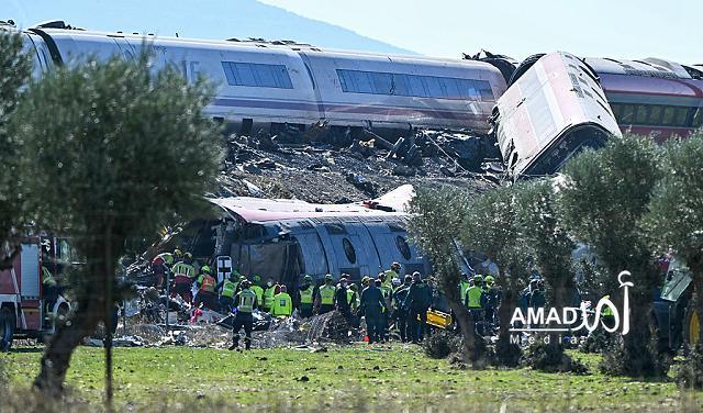  إسبانيا: 64 قتيلا على الأقل جراء اصطدام قطارين جنوب مدريد 
