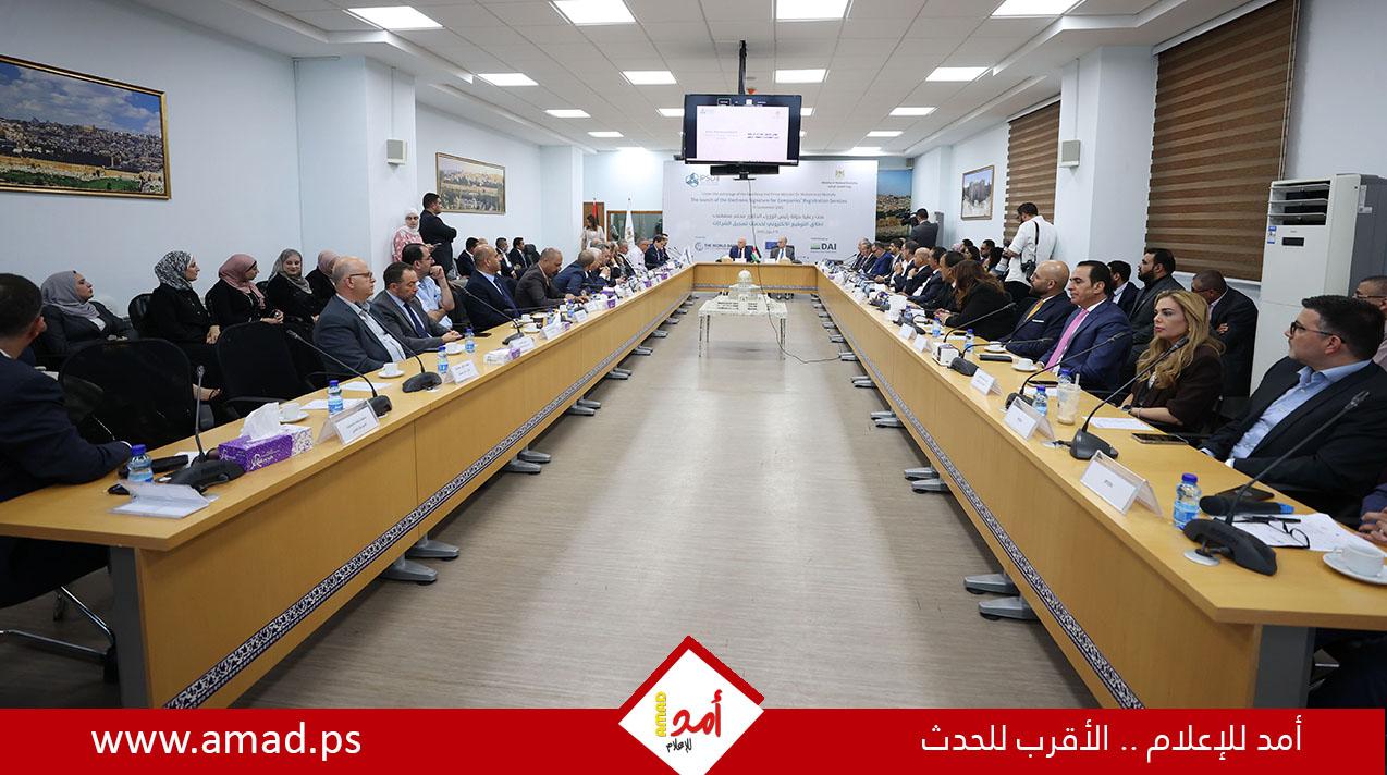 مصطفى: ثلاثة محاور أساسية نعمل عليها وهي إيقاف الحرب المدمرة في قطاع غزة