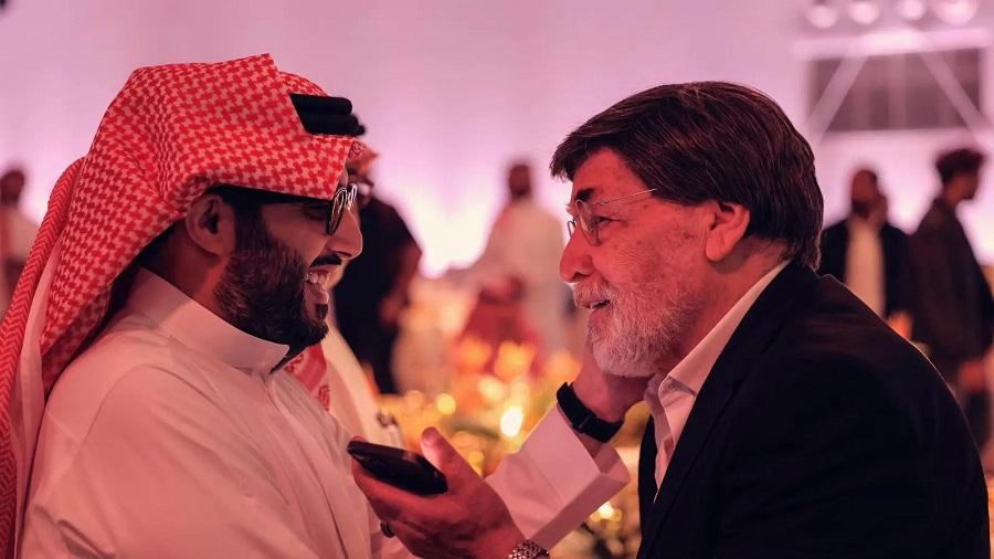 هل يعود مسلسل "مرايا" للواجهة بعد لقاء ياسر العظمة وتركي آل الشيخ؟
