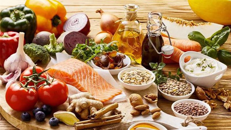 دراسة تكشف نظاما غذائيا قد يجعل العمر البيولوجى أصغر بـ3 سنوات خلال شهر