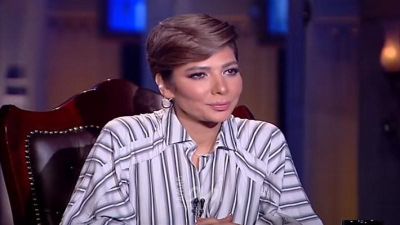 أصالة تقبل أنامل طفل تركي عزف أغنيتها في بروفات حفلها بالكويت- فيديو