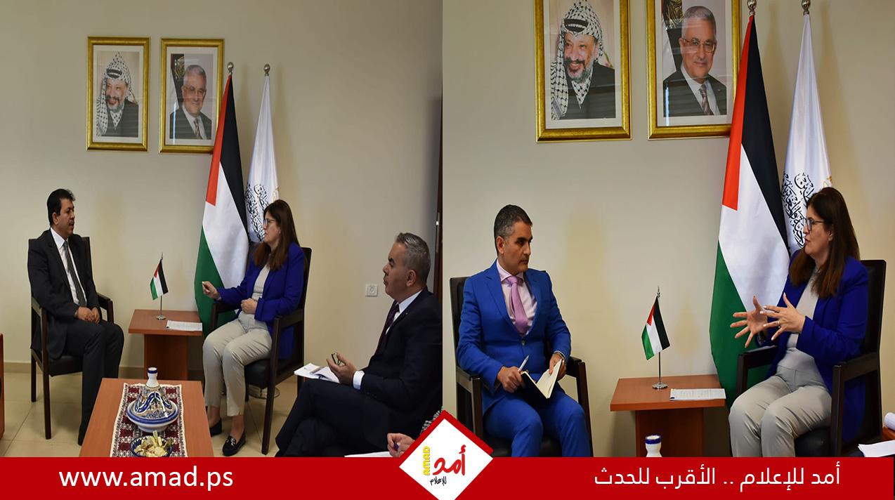 الوزيرة شاهين تلتقي بعدد من السفراء وتطلعهم علي آخر المستجدات