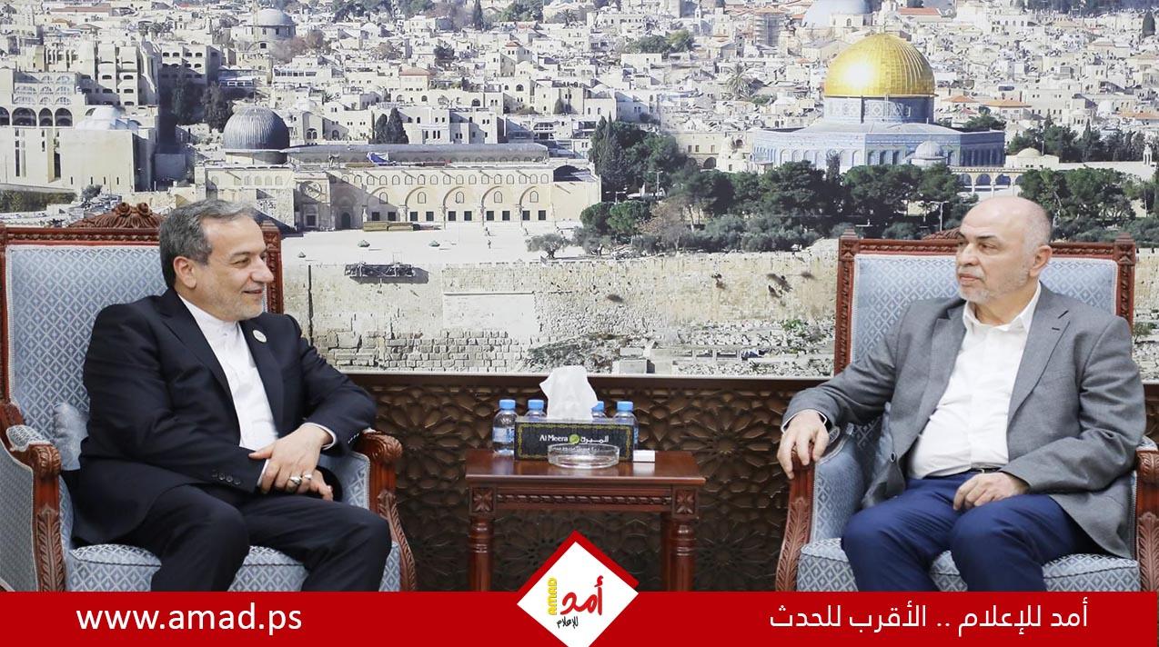 وزير الخارجية الإيراني يلتقي وفداً من قيادات حماس في الدوحة
