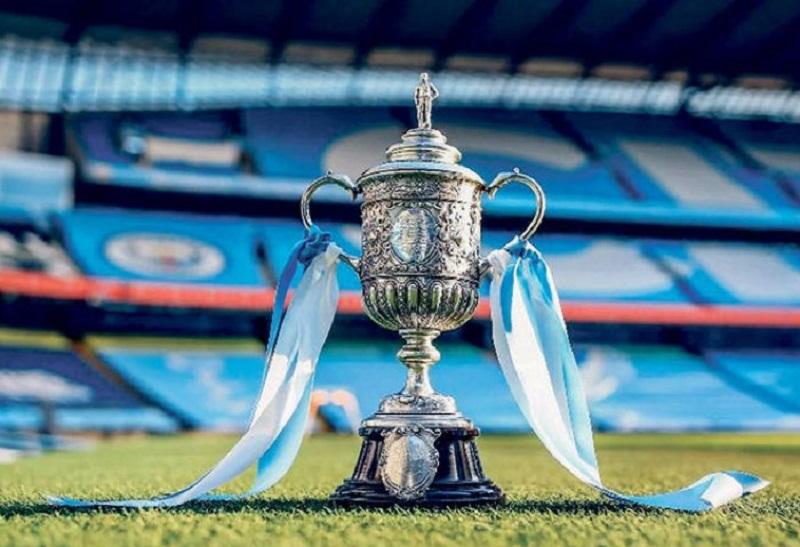 ليفربول يجتاز برايتون ومان سيتي خارجه ومانشستر يونايتد يكتسح ليستر- فيديو