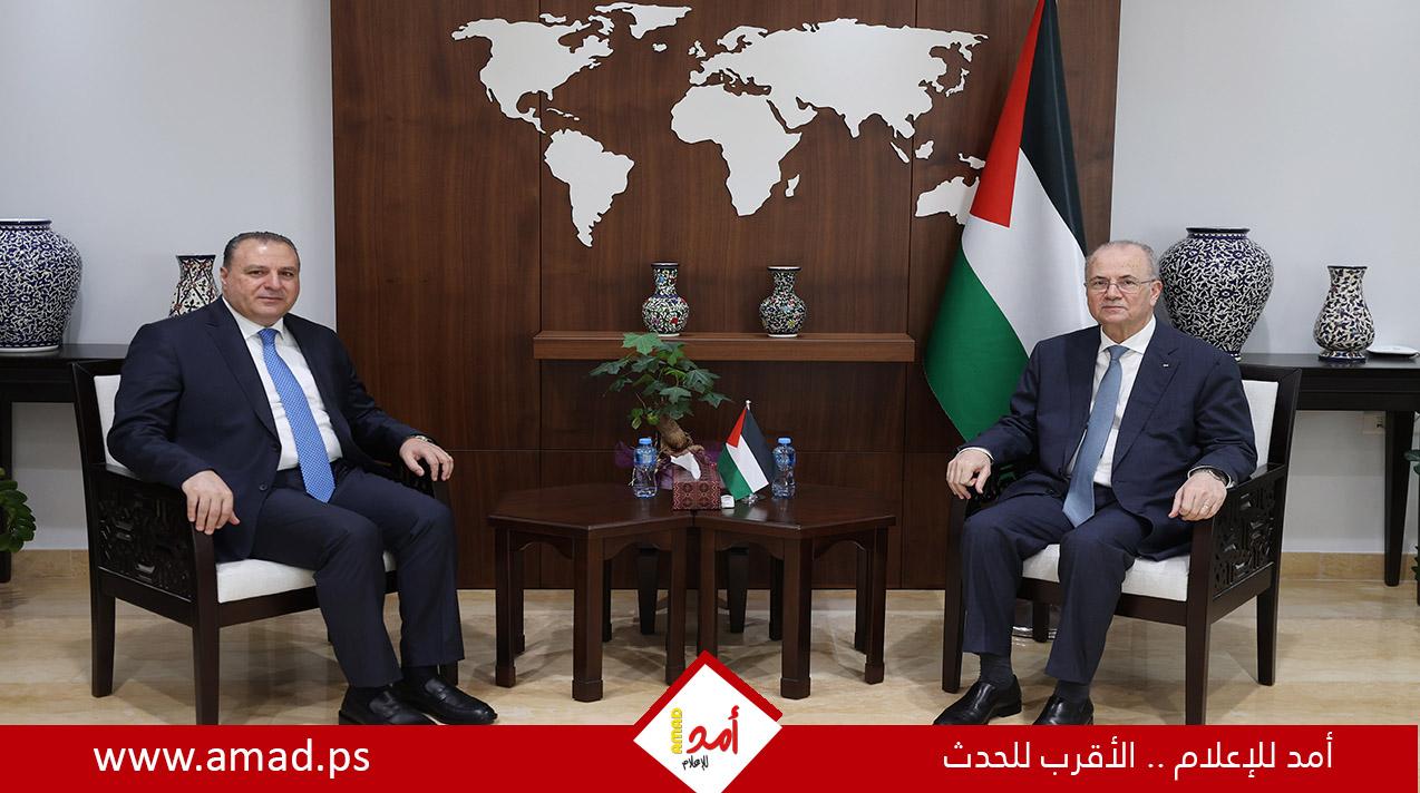 مصطفى يبحث مع السفير الأردني تعزيز وتنسيق الجهد الإغاثي في غزة والضفة