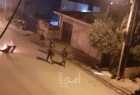 الخليل: جيش الاحتلال يغتال طفل وفتى ويصيب آخر في بيت أمر