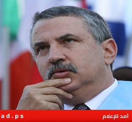 ترامب لا يتصرف كقائد أعلى بل كزعيم جماعة لصوص