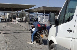 القدس: قوات الاحتلال تغلق حاجز قلنديا أمام الخارجين