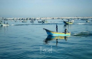 سلطات الاحتلال تسلم قوارب ومعدات خاصة بالصيادين في غزة