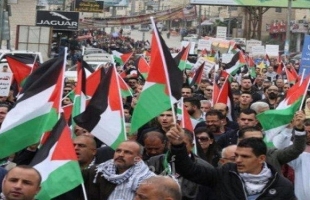 شخصيات فلسطينية تتقدم بمبادرة "الخلاص الوطني" لإنهاء الانقسام واستعادة الوحدة