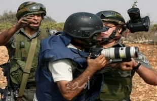 لجنة دعم الصحفيين: الاحتلال يستهدف (16) صحفياً ويعتقل آخرين خلال "إبريل"