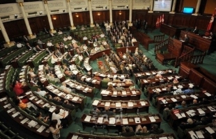 ثلاثة أحزاب تونسية ترفض منح الثقة للحكومة الجديدة