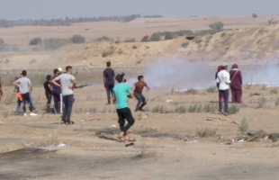 محدث3 بالصور- إصابات من بينهم مسعفين برصاص جيش الاحتلال في جمعة "لبيك يا أقصى" شرق غزة