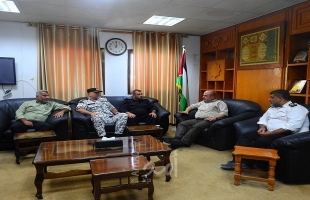 وكيل وزارة النقل والمواصلات بغزة يستقبل وفداً من الشرطة البحرية