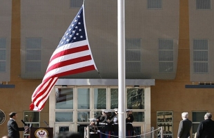 استهداف السفارة الأمريكية بالعراق بصاروخ وإطلاق صافرات الإنذار