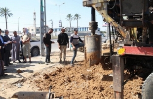 بلدية النصيرات تبدأ بحفر بئر مياه جديد بمنطقة المفتي
