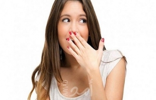 وصفات منزلية للتخلص من رائحة الفم الكريهة