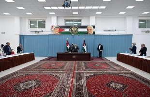 الرئيس عباس يترأس اجتماعاً للقيادة الفلسطينية "الأحد"