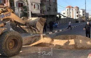 شرطة حماس تغلق شوارع قطاع غزة بالسواتر الرملية والإسمنتية لمنع تفشي كورونا- صور