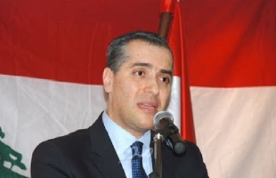 أديب يطلب مهلة من الرئيس مع تعثر تشكيل الحكومة اللبنانية