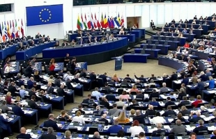 البرلمان الأوروبي يدين الأنشطة التركية في فاروشا ويدعو لفرض عقوبات على أنقرة