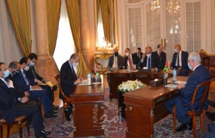 صحيفة: الرئيس عباس يتجه لفتح صفحة جديدة مع المحيط العربي نحو عقد مؤتمر دولي للسلام