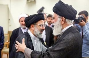 نيويورك تايمز: إيران تمهد الطريق لرئيس القضاء المتشدد "رئيسي" ليصبح رئيسًا