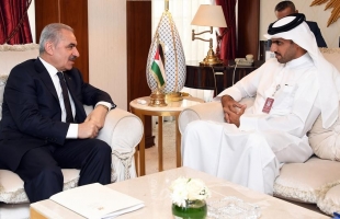 اشتية يبحث مع مدير عام صندوق قطر للتنمية دعم العديد من المشاريع التنموية