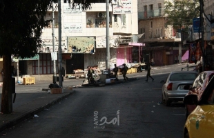 سلطات الاحتلال تغلق وسط الخليل لتأمين اقتحام المستوطنين لموقع أثري