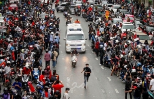 اشتباكات بين الشرطة التايلاندية ومحتجين قرب مقر إقامة رئيس الوزراء- فيديو